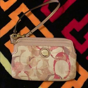 **SOLD**FLASH SALE TODAYCoach double wristlet NWOT